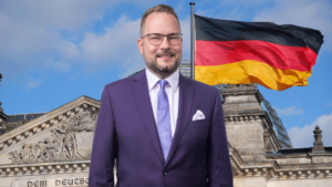 Haise: „Stromverknappungsgesetz“ der EU steht Deutscher KI-Souveränität auf den Füßen