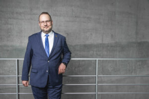Strafverfahren gegen Lars Haise MdB wegen Verstoßes gegen das KunstUrhG endgültig eingestellt